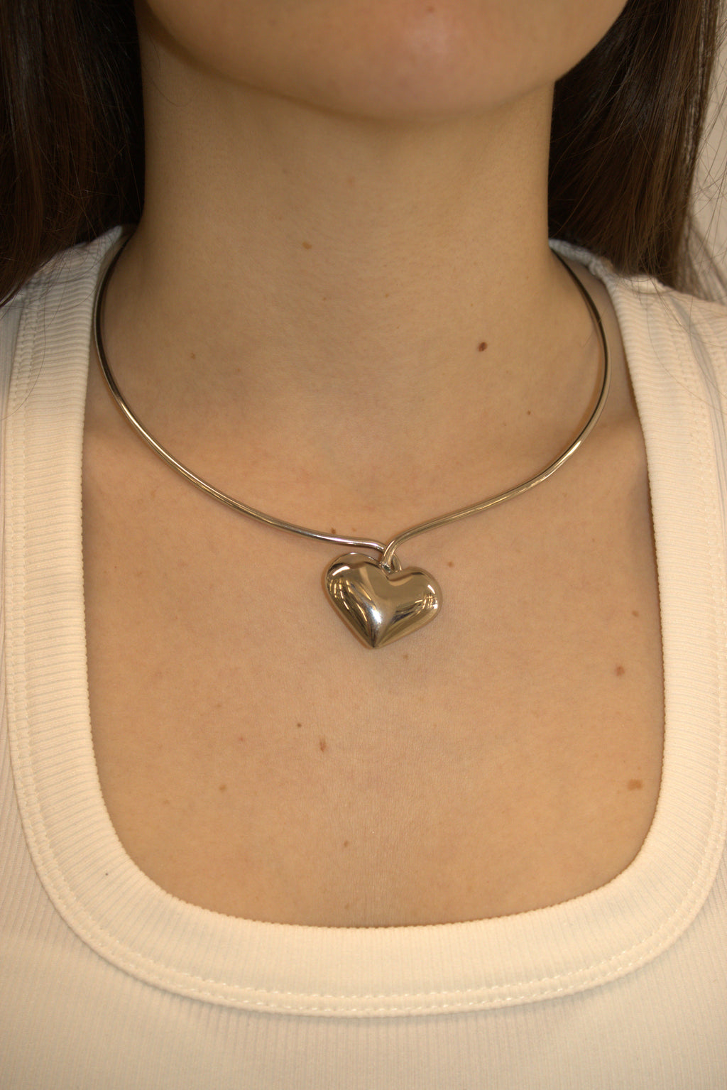 COLLANA IN ACCIAIO RIGIDA CON CUORE BOMBATO PUFFY